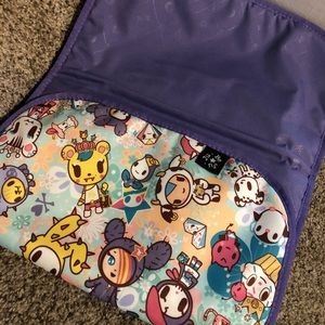 New perky toki changepad